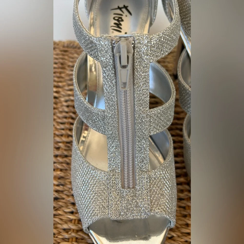Fioni Brand Women’s Sparkly Stiletto Heel Shoes Silver Sz 8‎